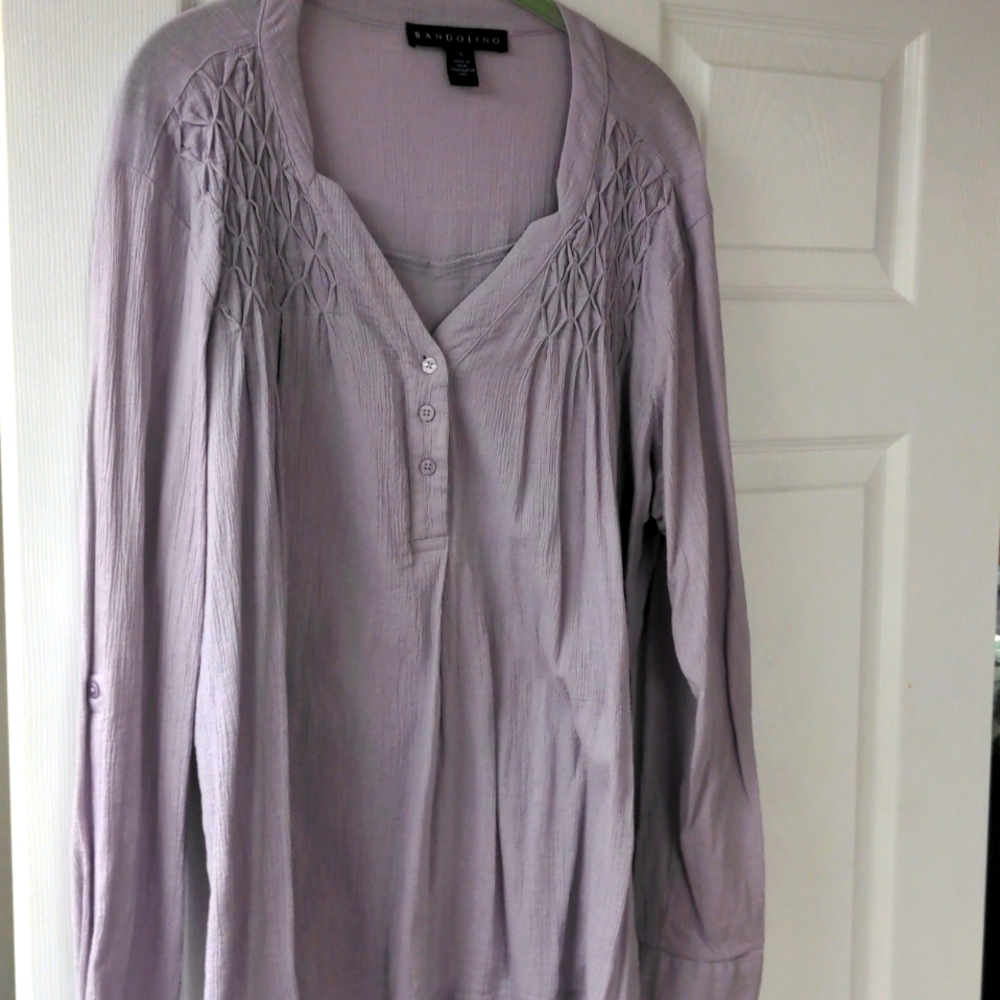 Women's lavender top